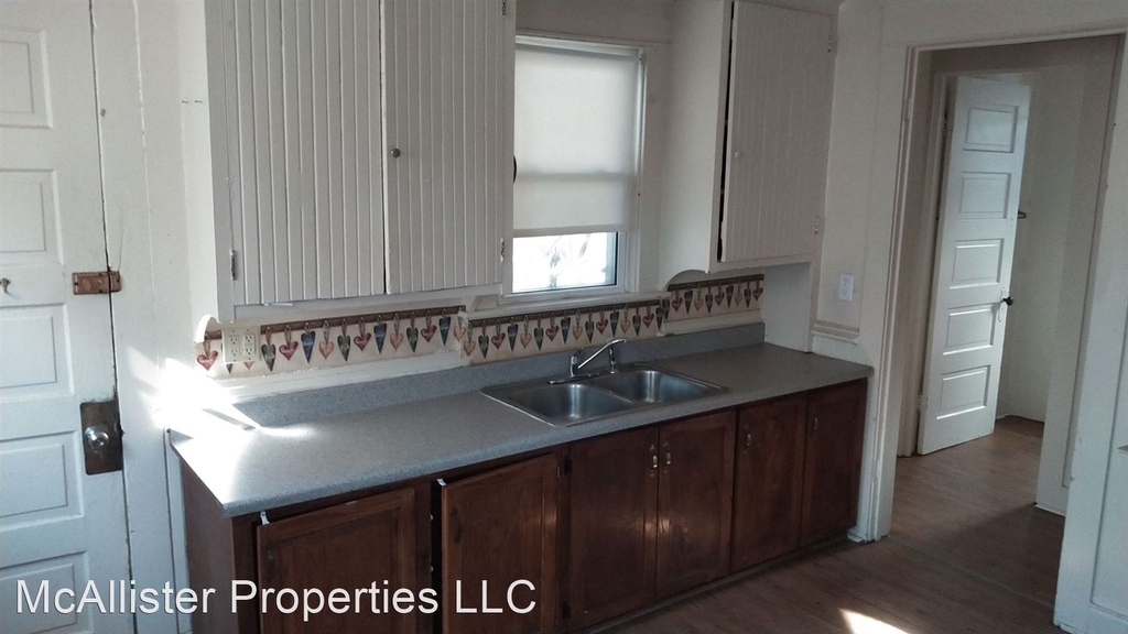 811 N Chestnut Ave - Photo 1