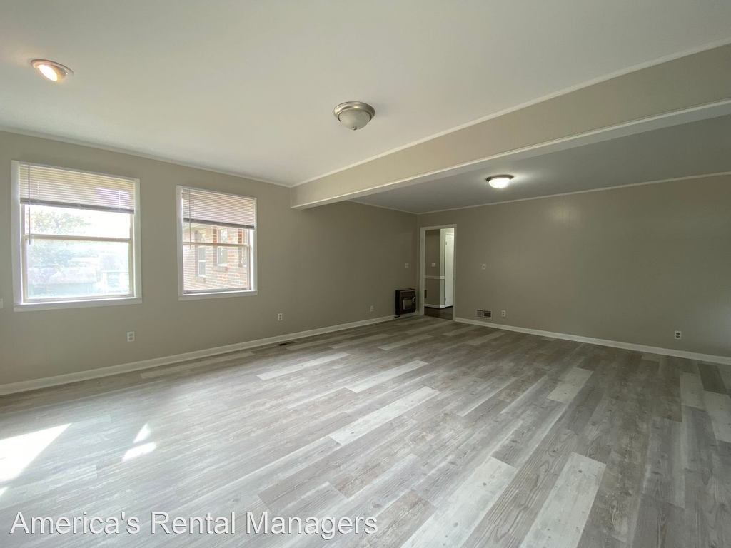 2205 1st Street Ne - Photo 4