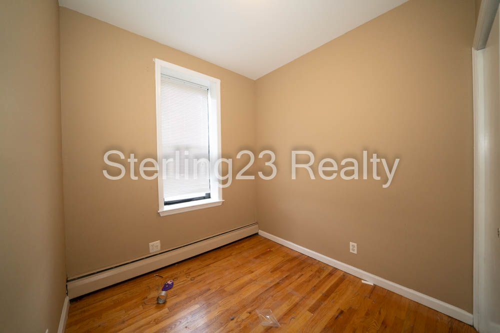 32-18 34th Street - Photo 10