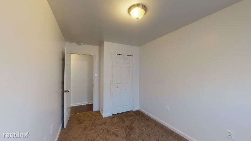 4953 G St Se - Photo 8