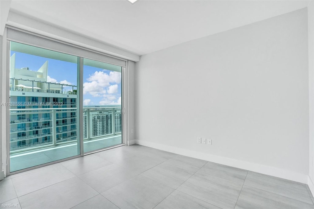 1080 Brickell Ave - Photo 9