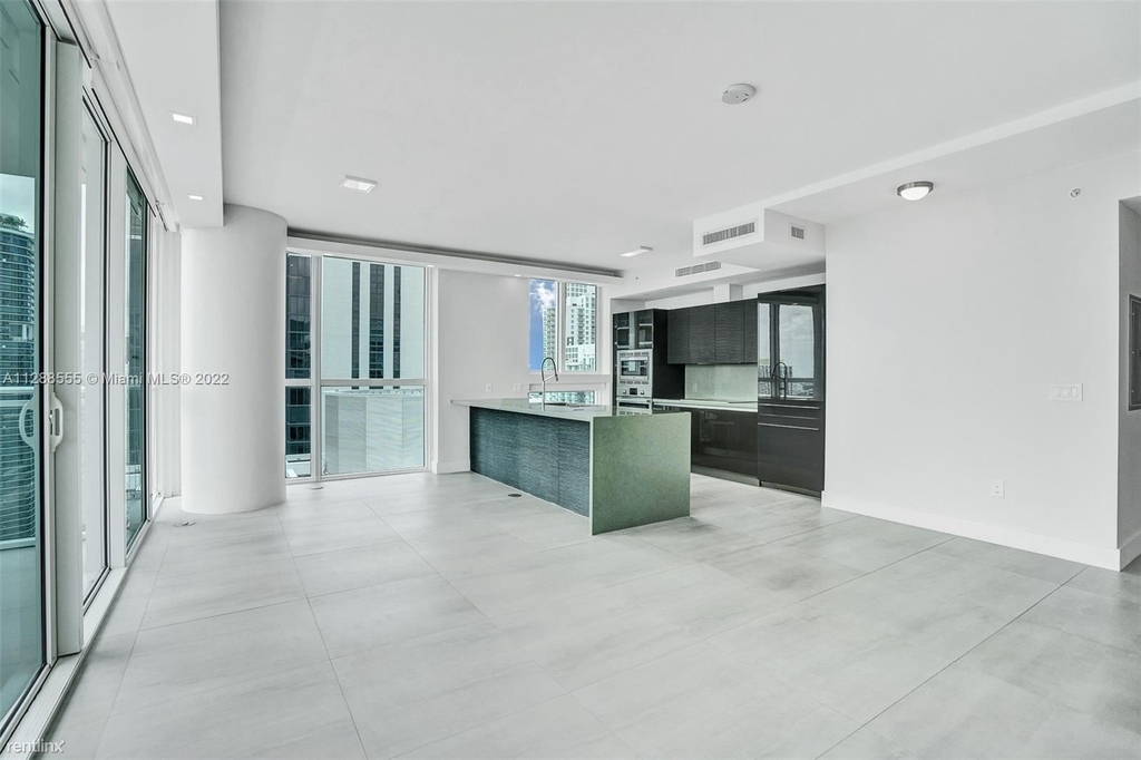 1080 Brickell Ave - Photo 6