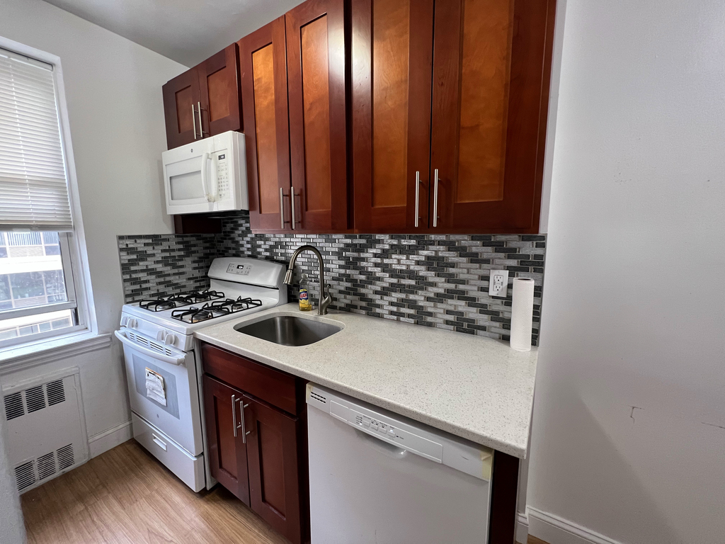 105-25 64th Avenue - Photo 6