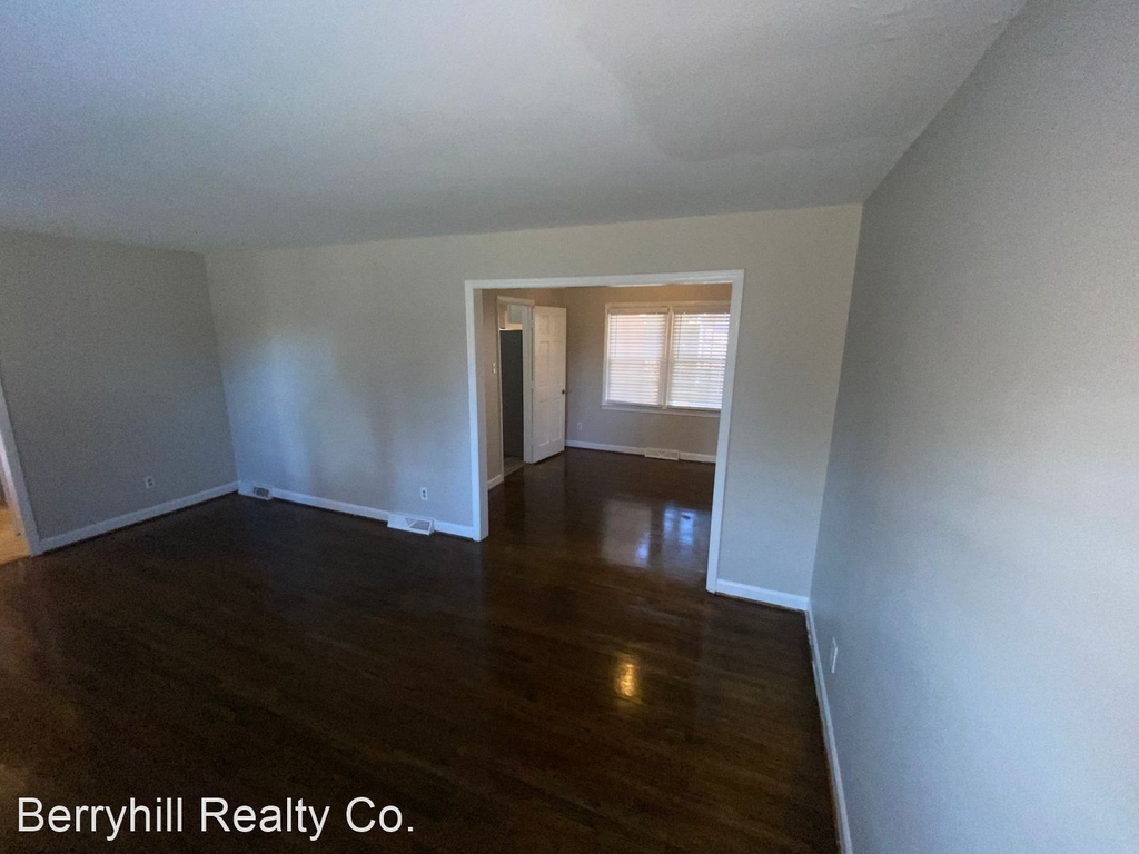 1427 Woodberry Rd - Photo 4