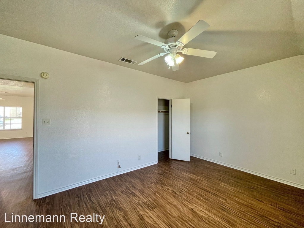 3204 Toledo Drive - Photo 14