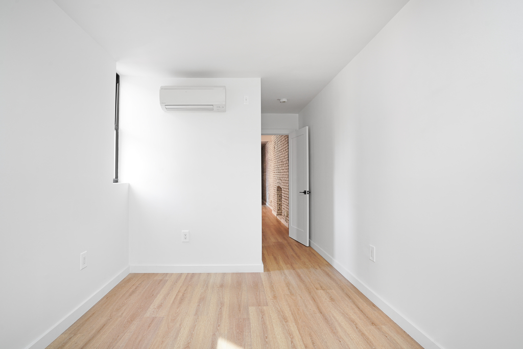 151 East 30th Street - Photo 7