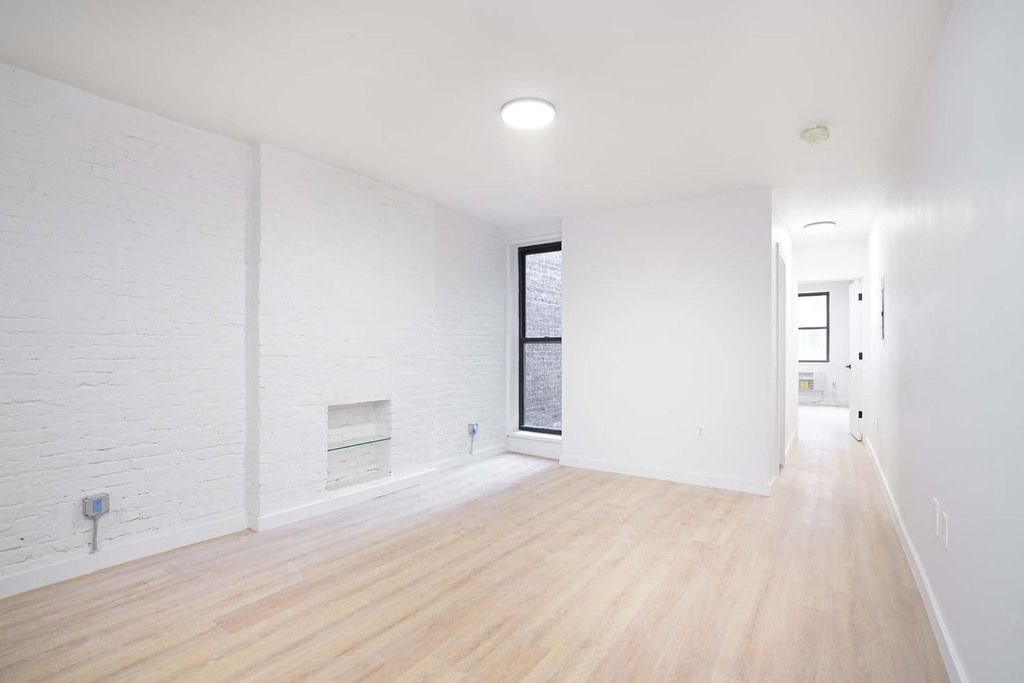 446 West 55th Street - Photo 5