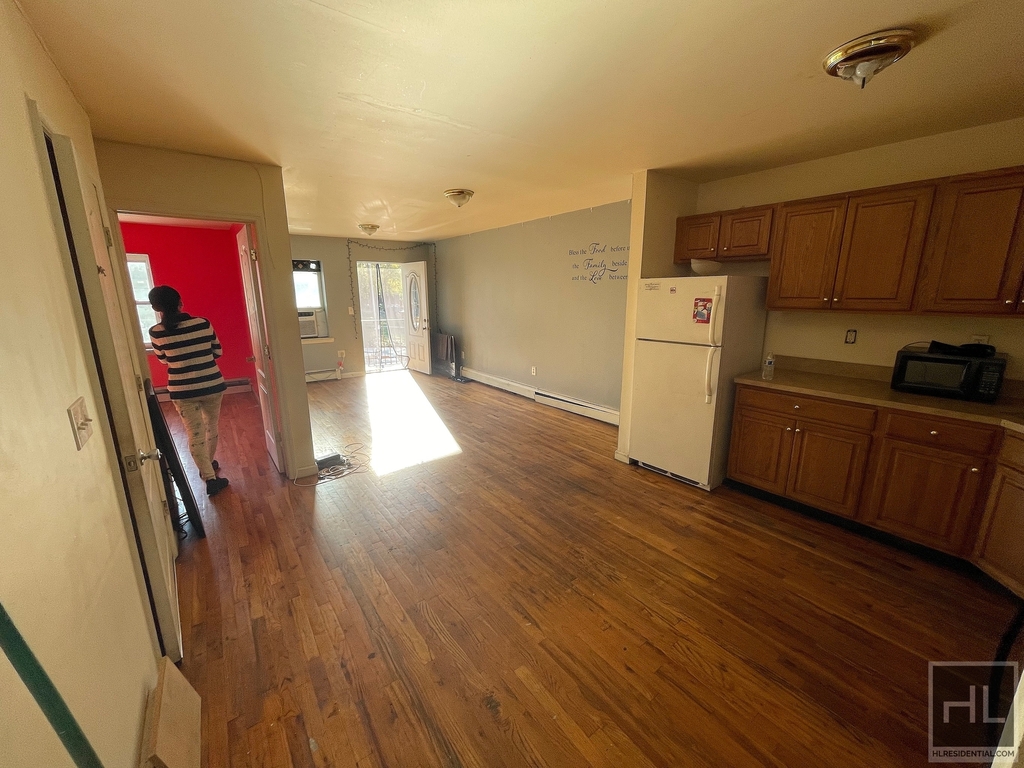 583 East 168 Street - Photo 1