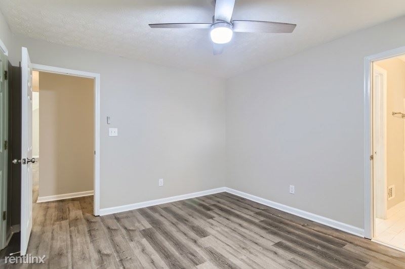 310 Woods Ln Unit - Photo 10