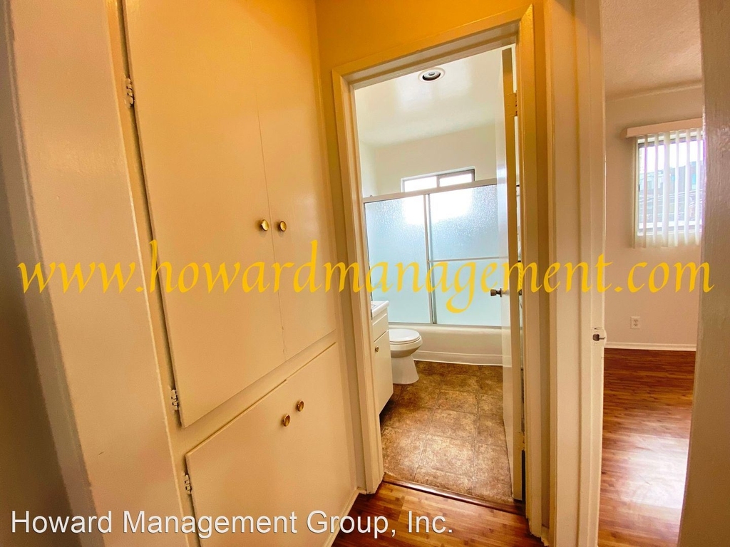 10206 Regent Street - Photo 9