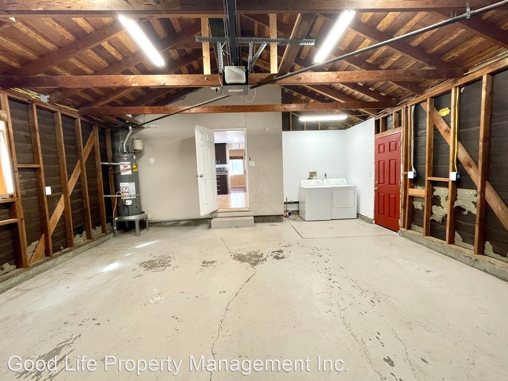 6312 Clyde Ave - Photo 14