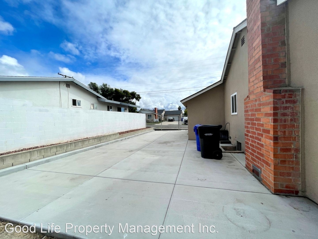 6312 Clyde Ave - Photo 15