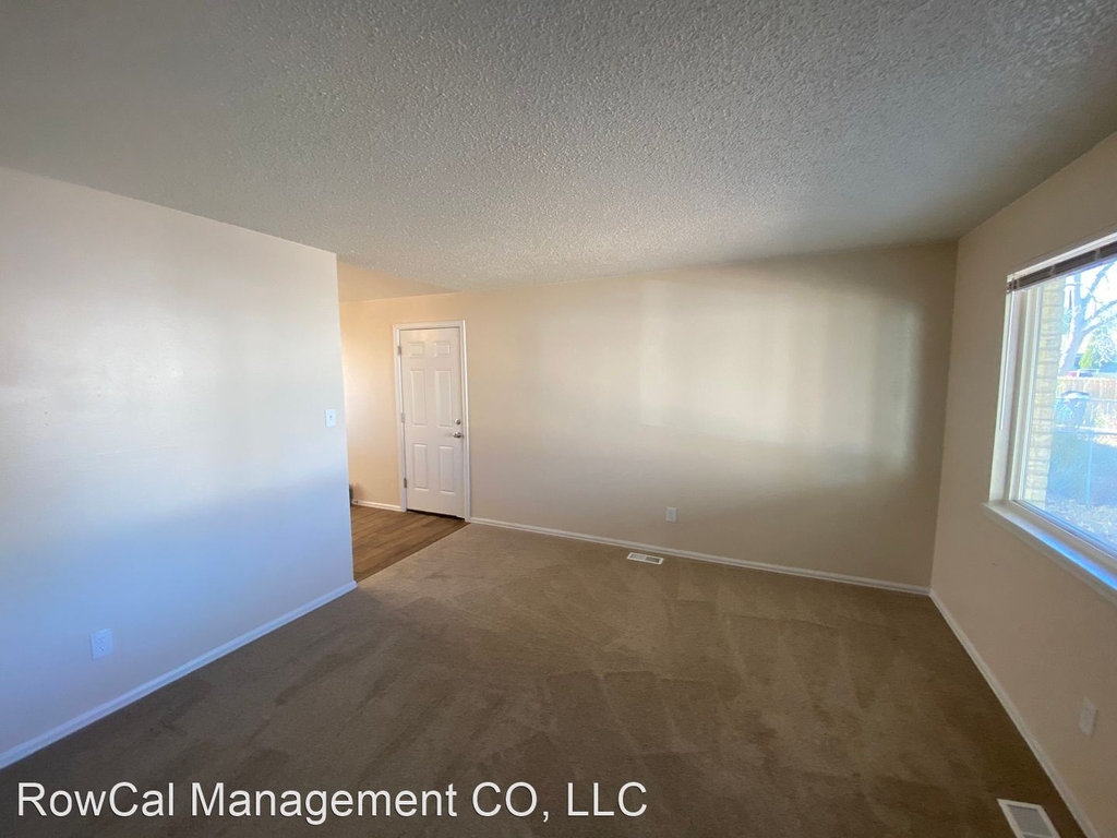 1177 Mt. Werner Terrace - Photo 4