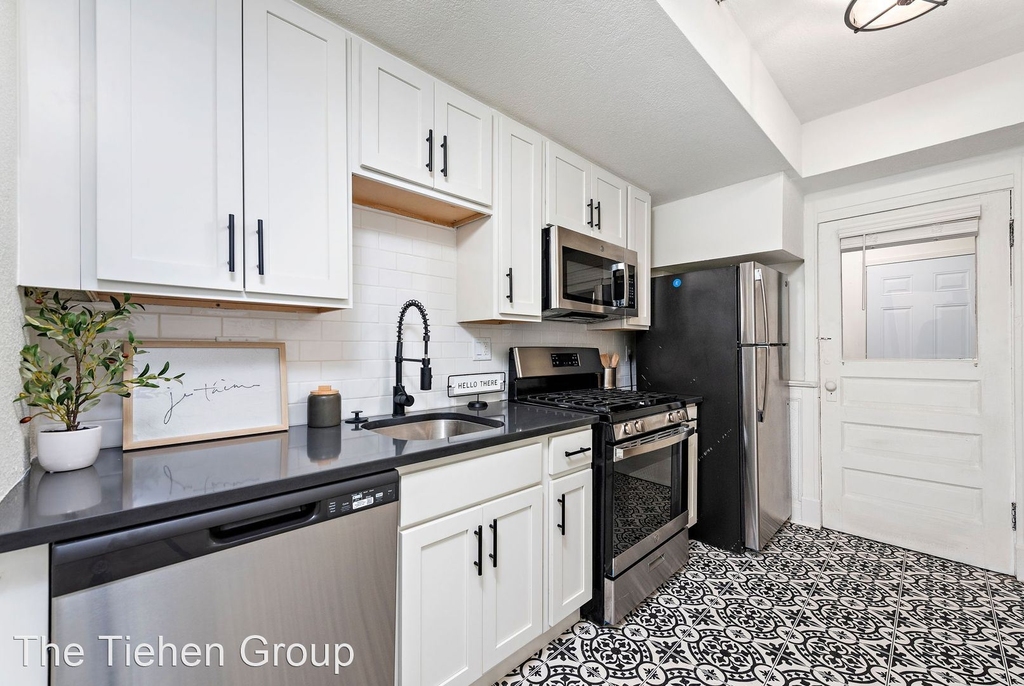 1412-1414 West 39th Street - Photo 6