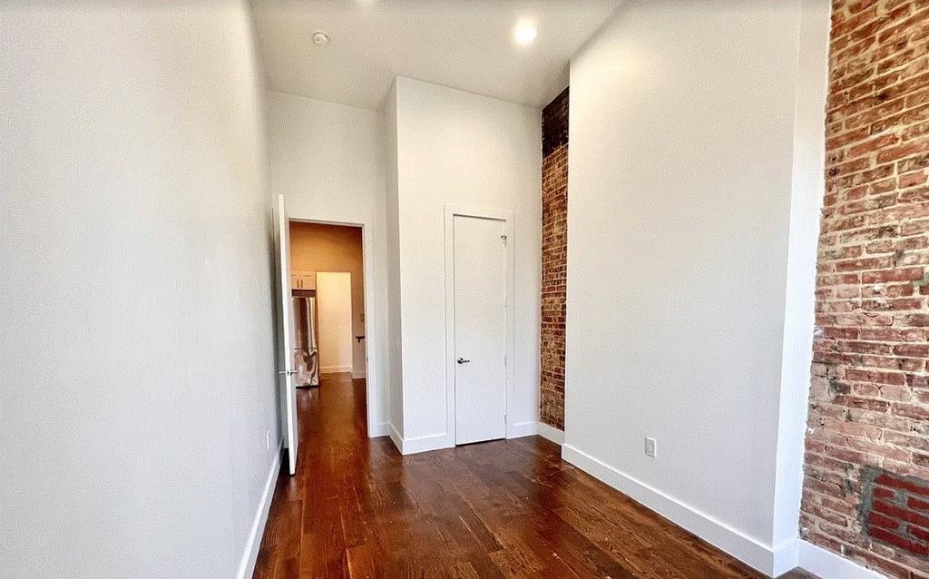 1047 Bedford Avenue - Photo 4