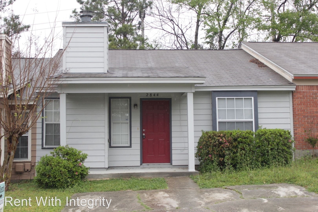 2844 Gulfwind Drive North - Photo 0