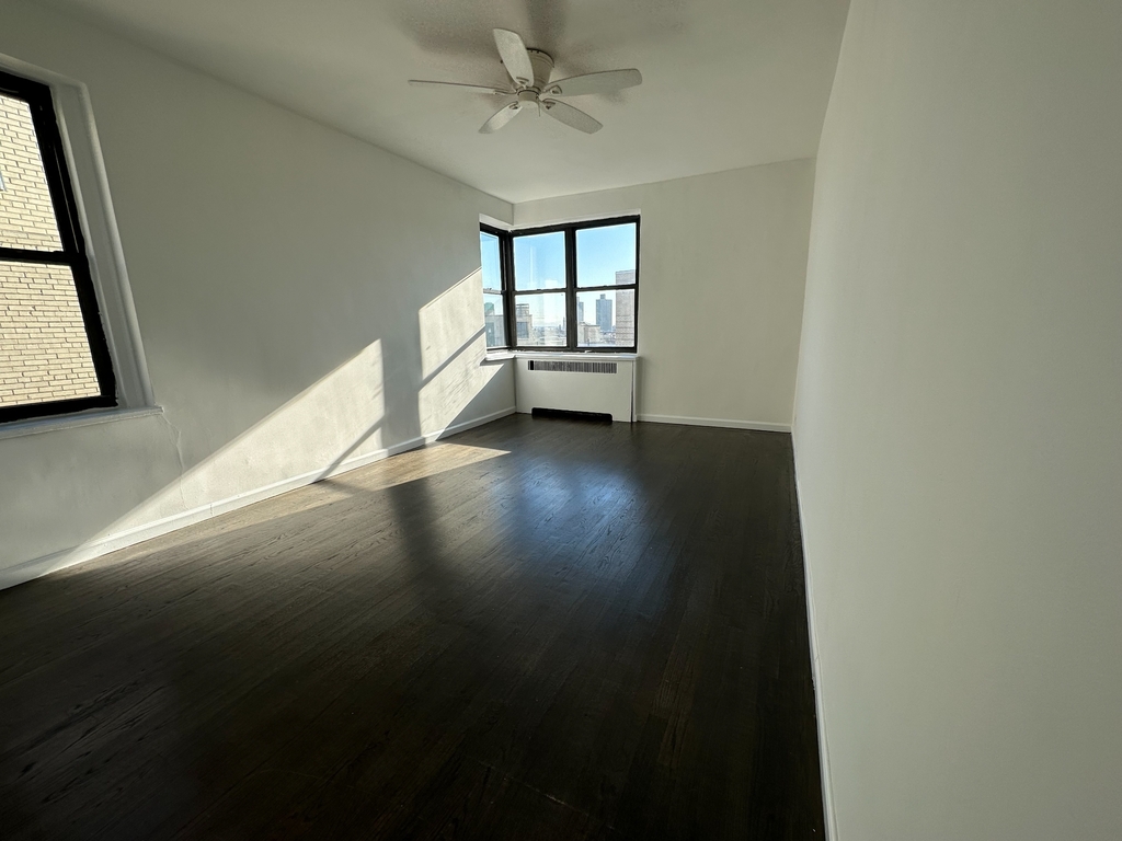 690 Ft Washington Avenue 7D - Photo 5