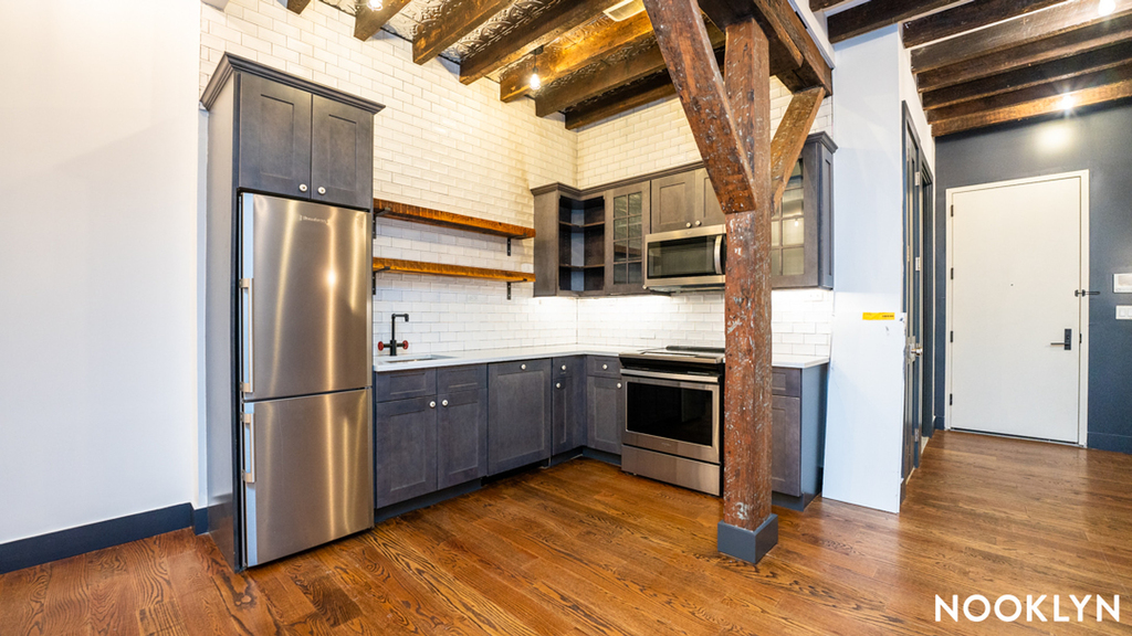 269 Meserole Street - Photo 4