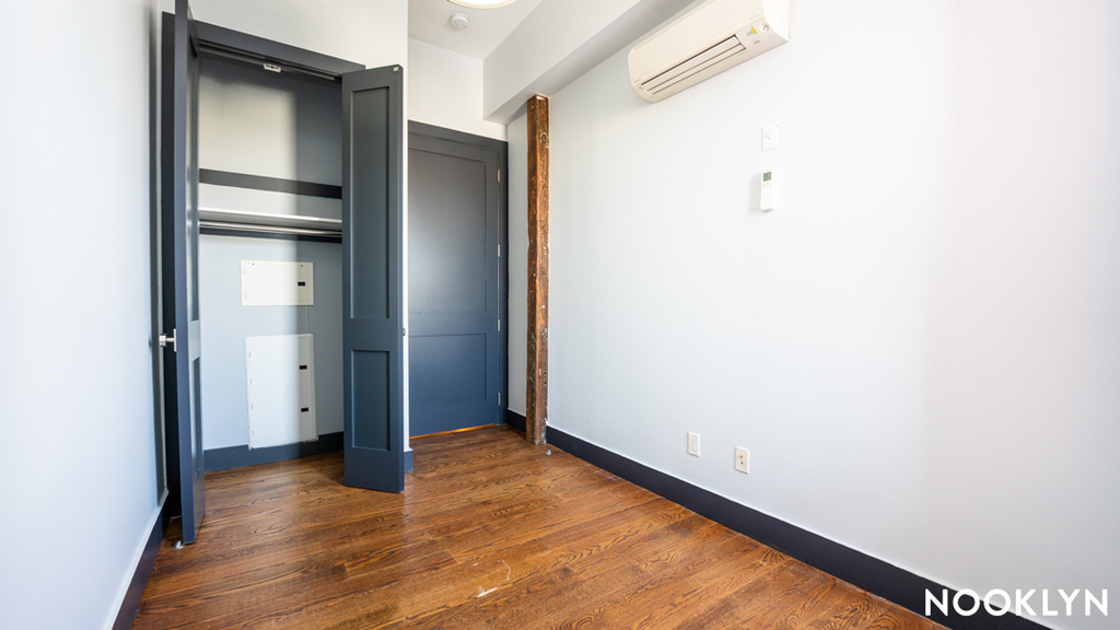 269 Meserole Street - Photo 12