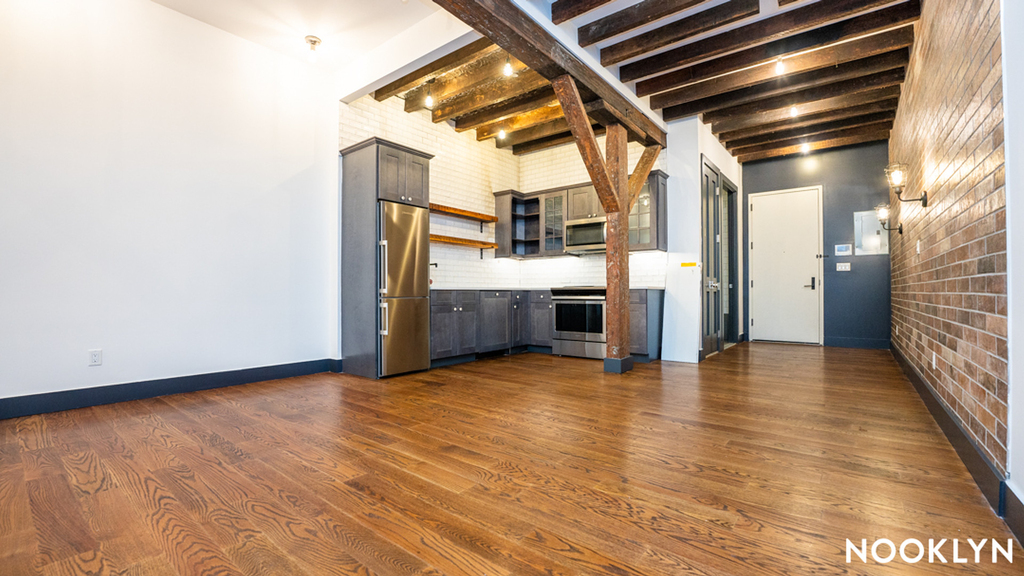 269 Meserole Street - Photo 0