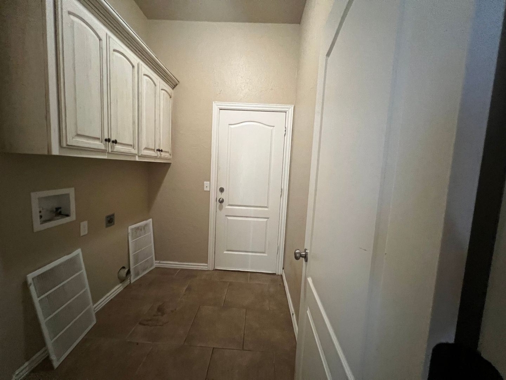 16812 Valderama Way - Photo 26