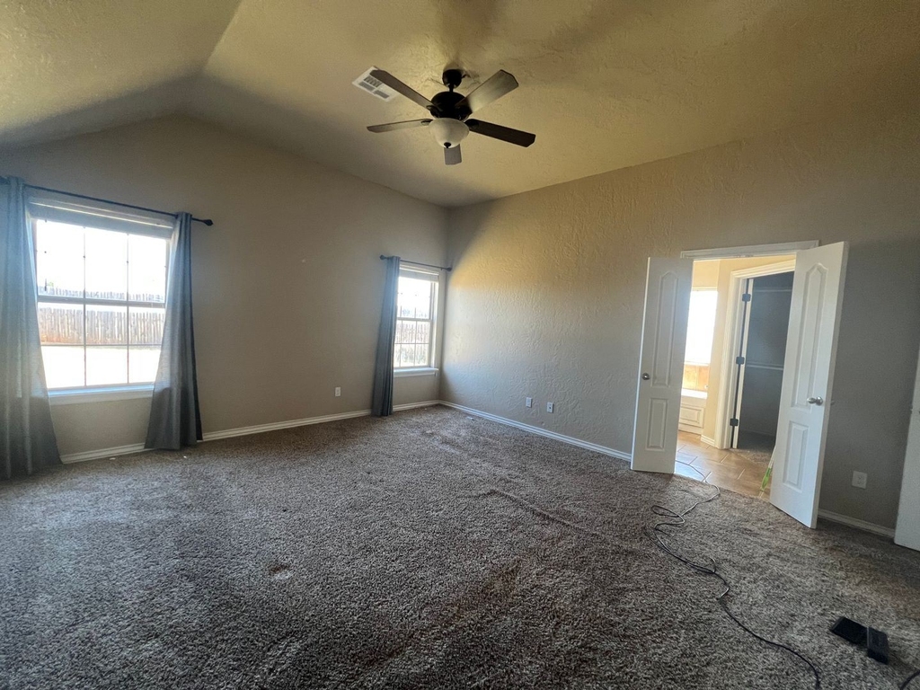 16812 Valderama Way - Photo 14