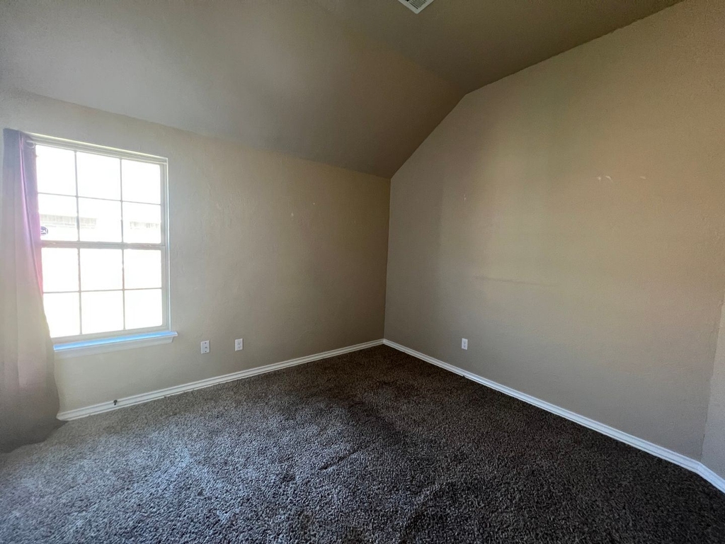 16812 Valderama Way - Photo 21