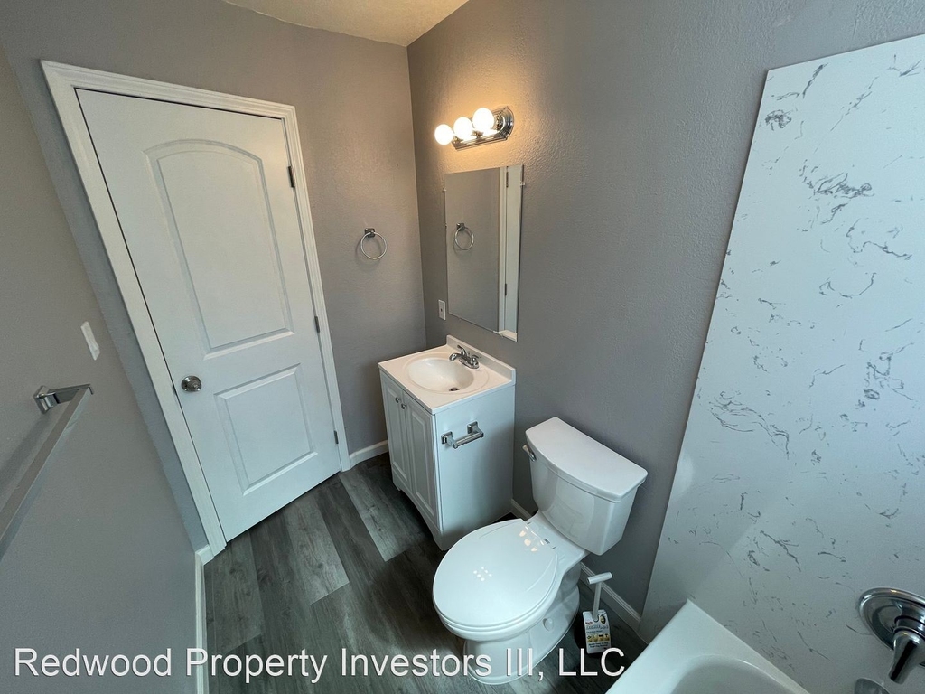 2512 Edison Avenue - Photo 6