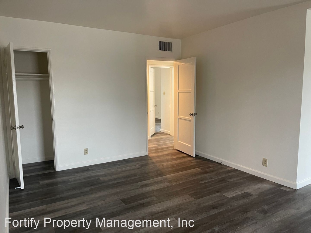 3401 W 84th Place - Photo 3