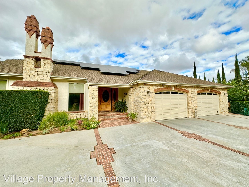 2950 Amber Vista - Photo 0