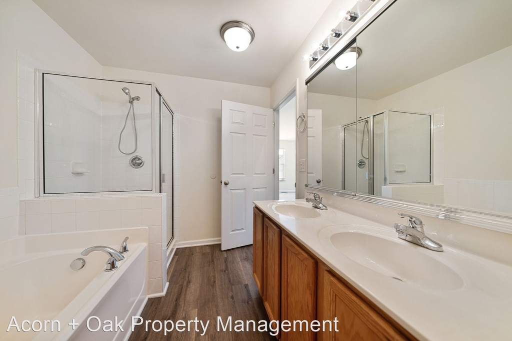 1310 Canyon Rock Ct. Unit 102 - Photo 12