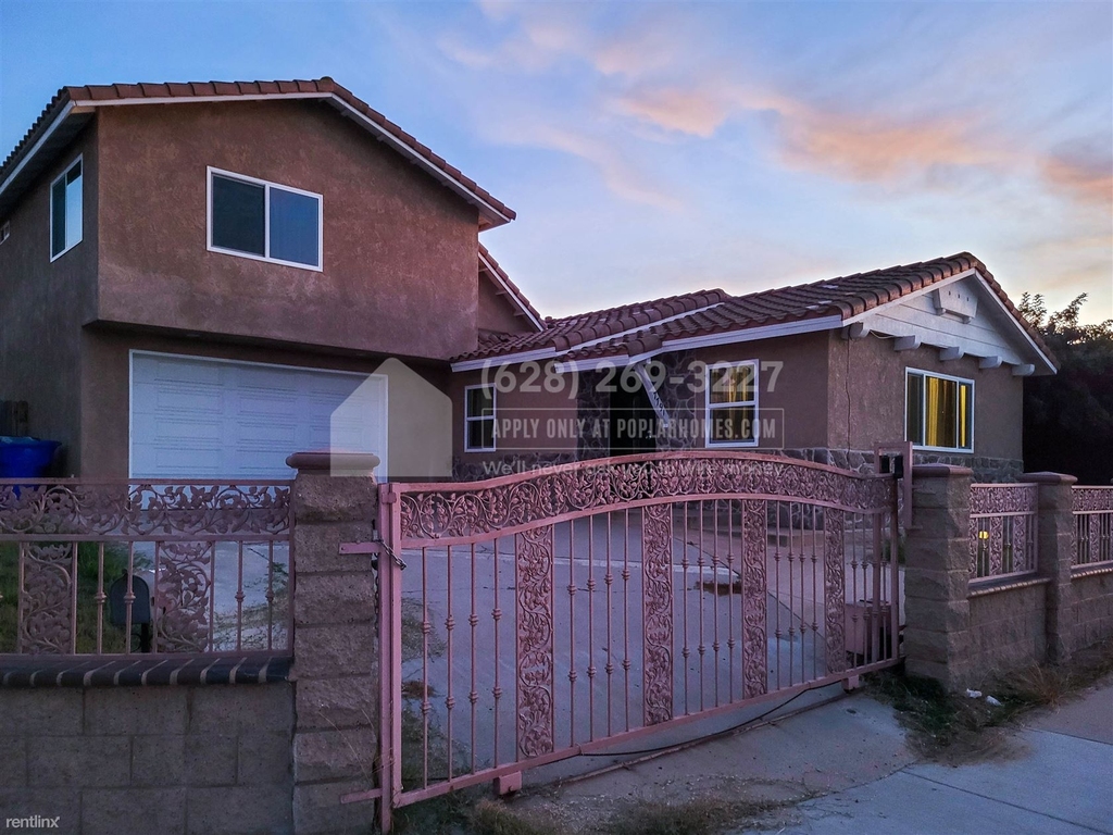 7791 Shadyglade Lane - Photo 15