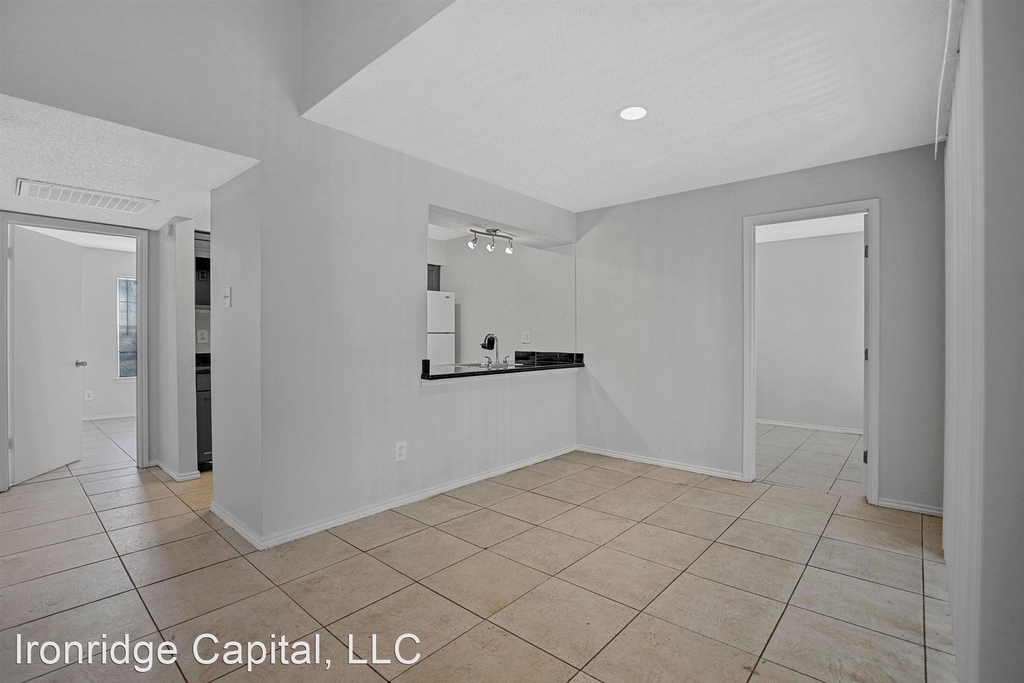 9920 Forest Lane - Photo 25