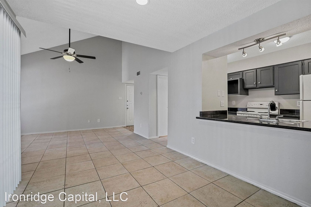 9920 Forest Lane - Photo 27