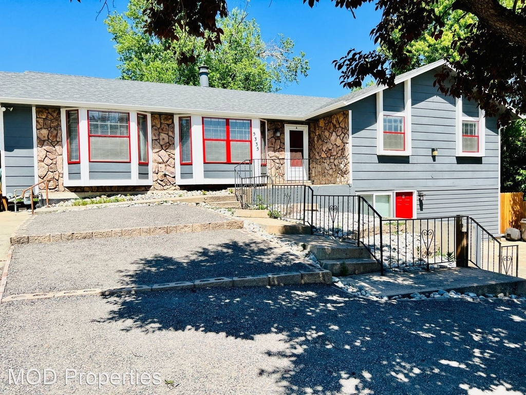 5335 N. Newton Street - Photo 1