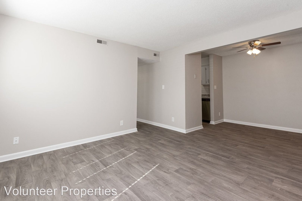 138 W Concord Dr Unit D - Photo 6