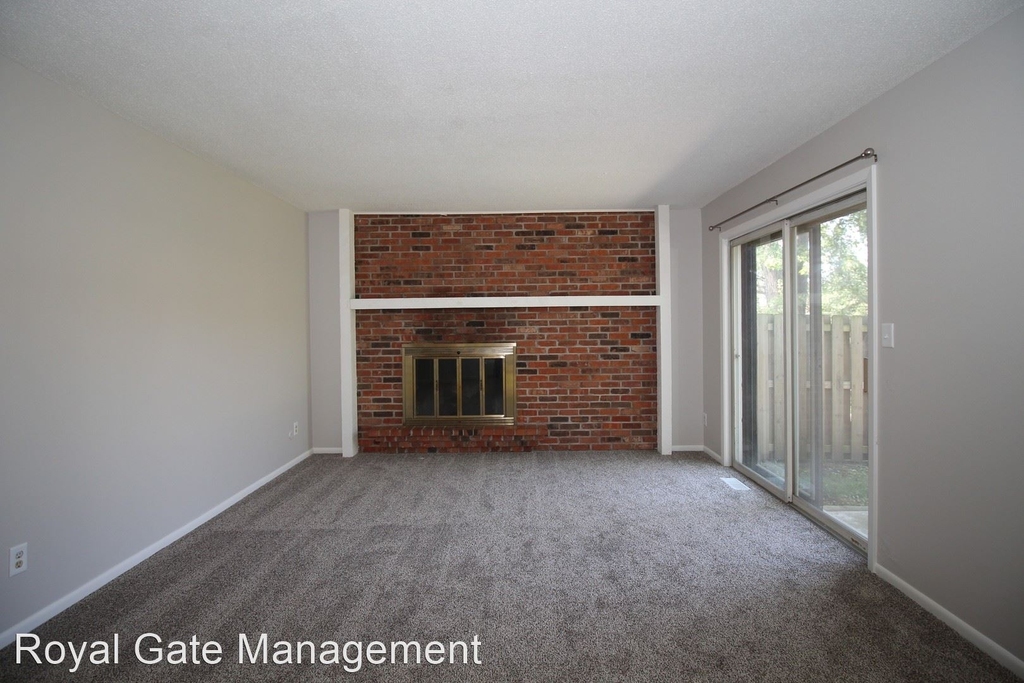 10720 W 88th Terrace - Photo 7