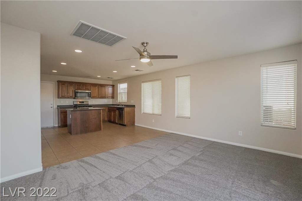 9010 Alex Creek Avenue - Photo 4