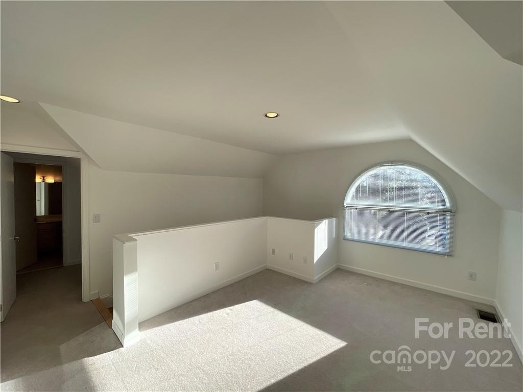 2119 Phoenix Place - Photo 21