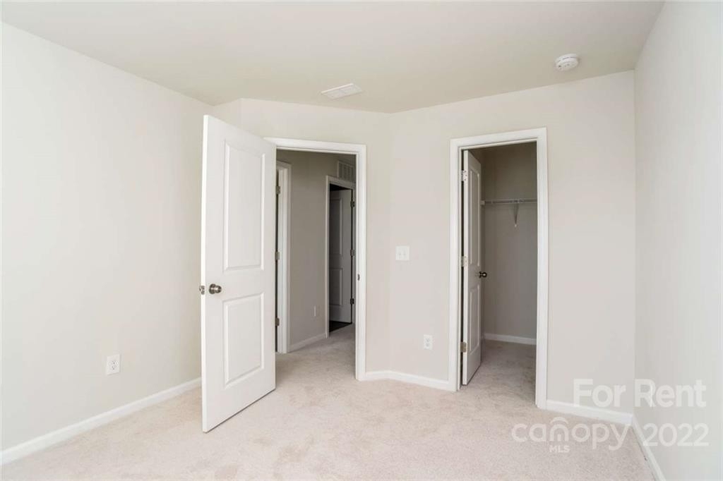 15220 Lake Ridge Road - Photo 10