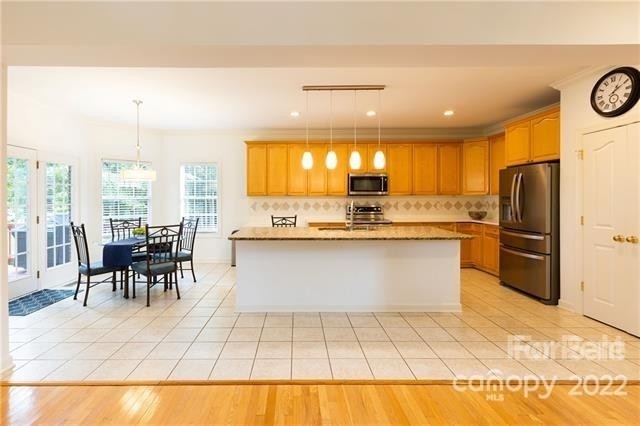 18406 Turnberry Court - Photo 8