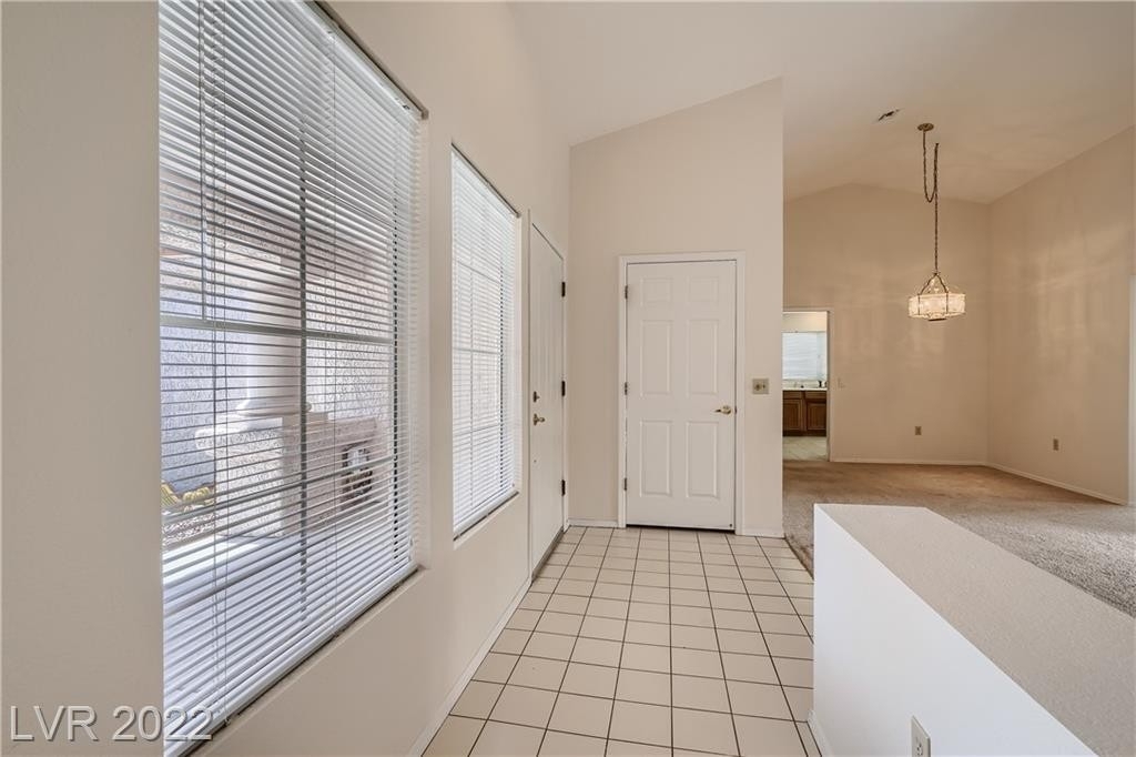 8912 Pennystone Avenue - Photo 3