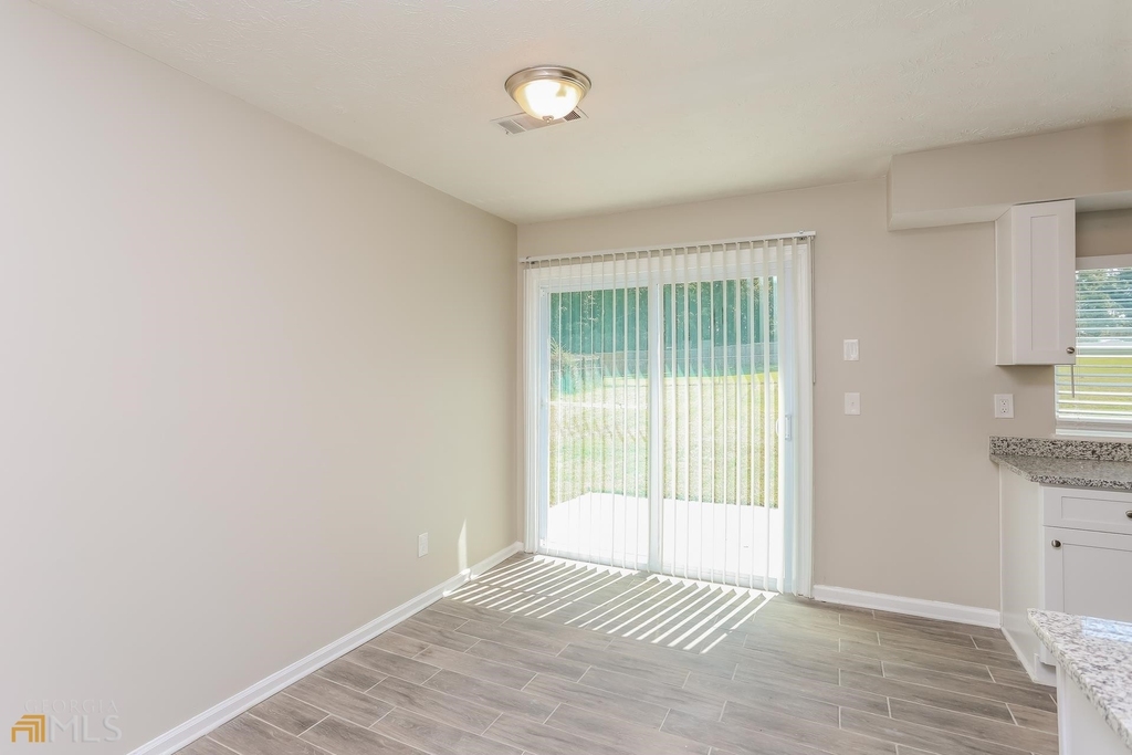 688 Waterview - Photo 5