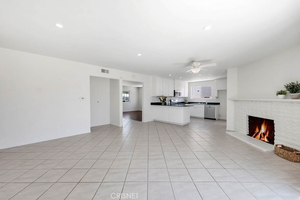 24312 Vanowen Street - Photo 5