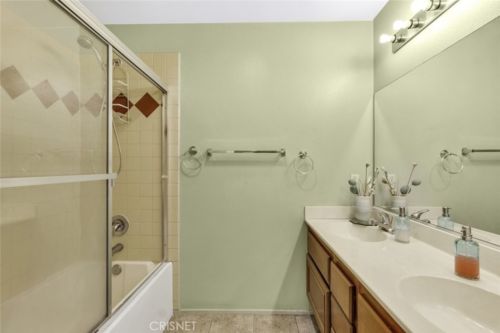 8850 Burnet Avenue - Photo 16