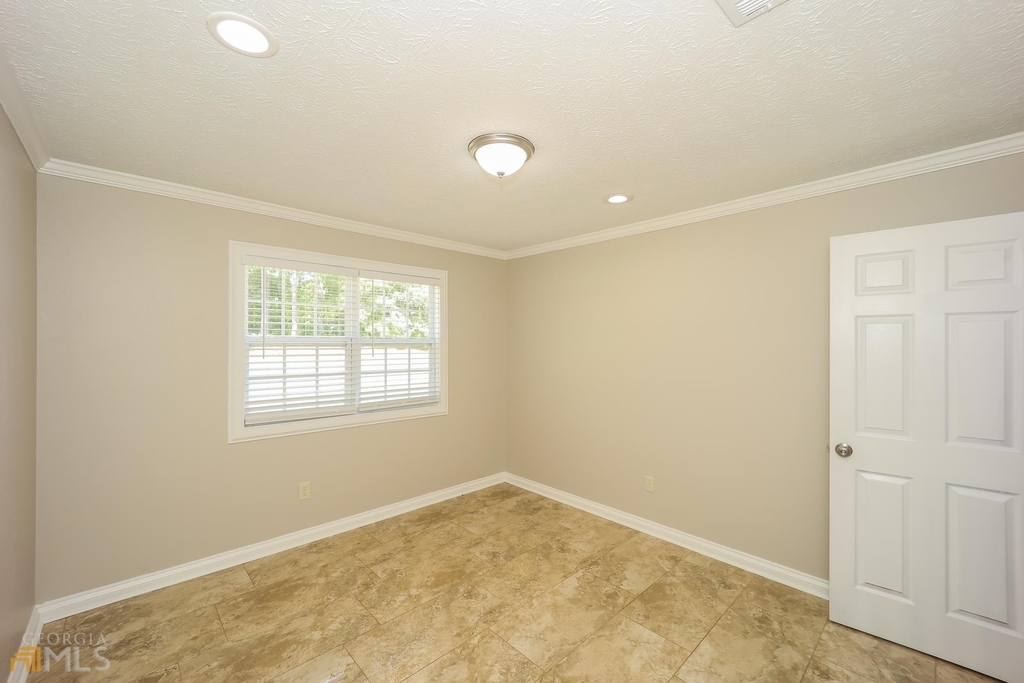 9342 Windward Court - Photo 10