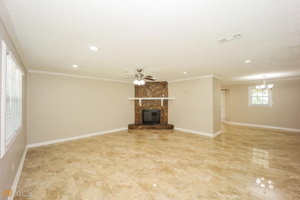 9342 Windward Court - Photo 2