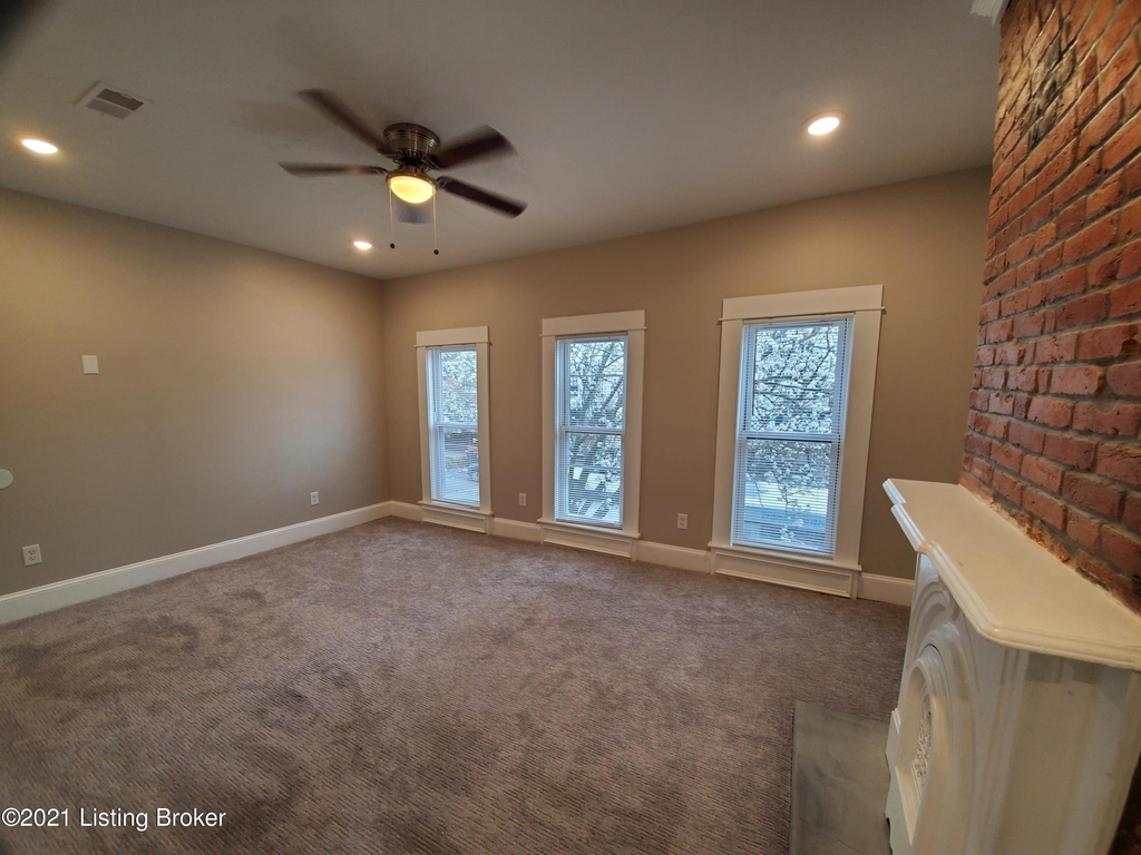 1805 Frankfort Ave - Photo 11