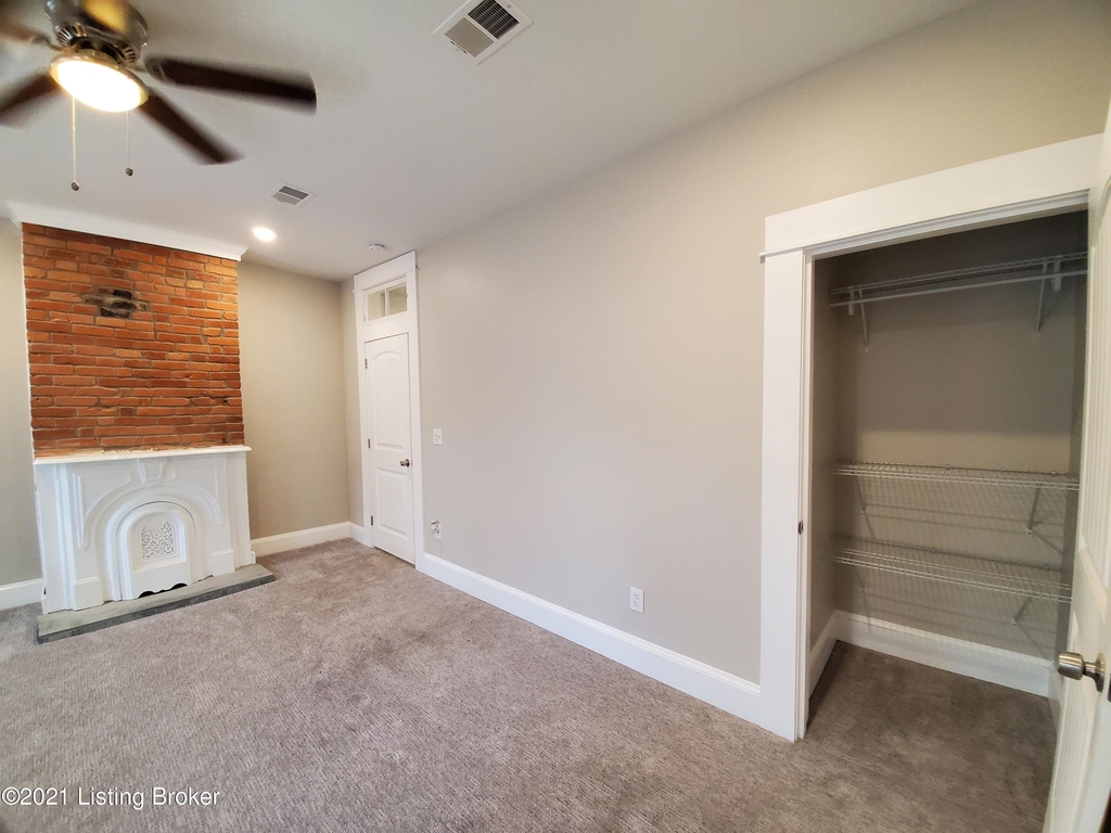 1805 Frankfort Ave - Photo 15