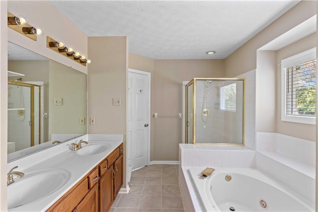 3580 Waters Cove Way - Photo 15